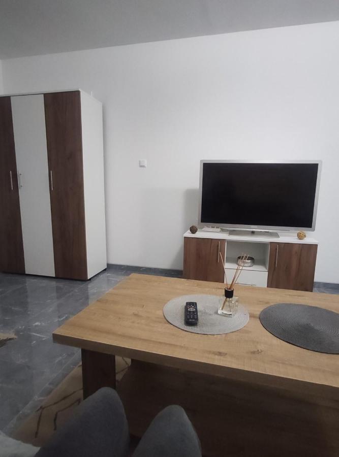 Neer Apartamento